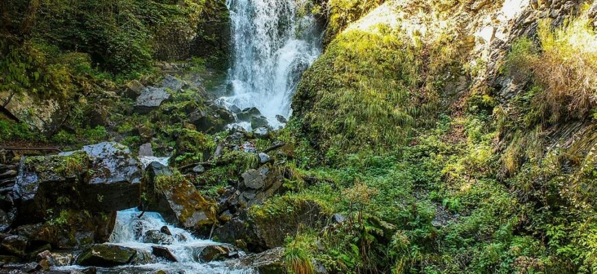 Ляжгинский водопад в Ингушетии