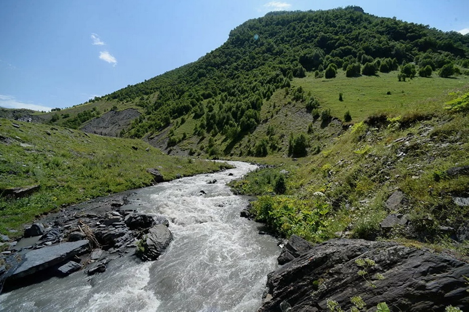 Река Терек в горах Ингушетия